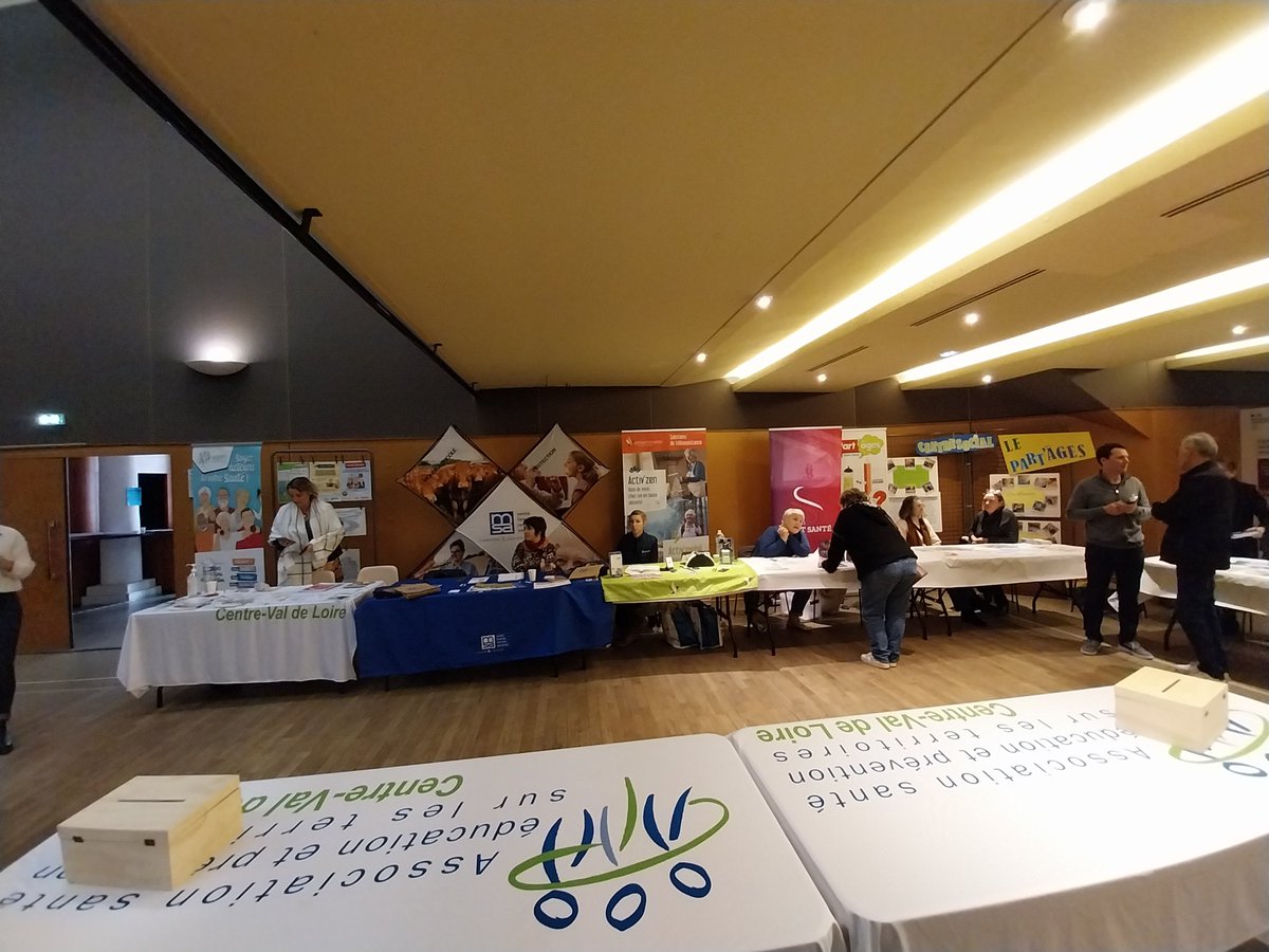 #direct de #leblanc <a href="/Indre36/">Département de l'Indre</a> 
100 seniors et partenaires sont réunis pour #maretraitejenprofite avec la #cievoldenuit
Merci à tous pour votre participation et votre bonne humeur
<a href="/MSABT363741/">MSA Berry-Touraine</a> <a href="/CarsatCVL/">Carsat Centre-Val de Loire</a> <a href="/OUEDRAOGOISABEL/">OUEDRAOGO  isabelle</a> 
<a href="/sielbleu36/">Siel Bleu 36</a> <a href="/EPGVcentre/">Comité Régional EPGV Centre-Val de Loire</a> <a href="/FamillesRurales/">Familles Rurales</a>