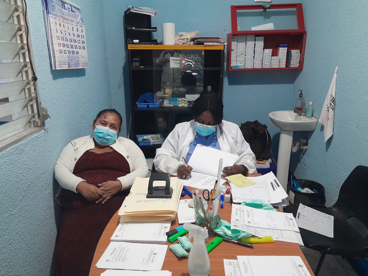 Se brinda Asistencia Médicas a los pacientes que acuden a nuestro Centro Oftalmológico de Escuintla. Cada día más comprometidos por la Salud del Pueblo.
#25AñosBMCGuatemala. 
#Cubacoopera 
#Cubasalvavidas.
BMC OM Escuintla. 
BMC Guatemala.