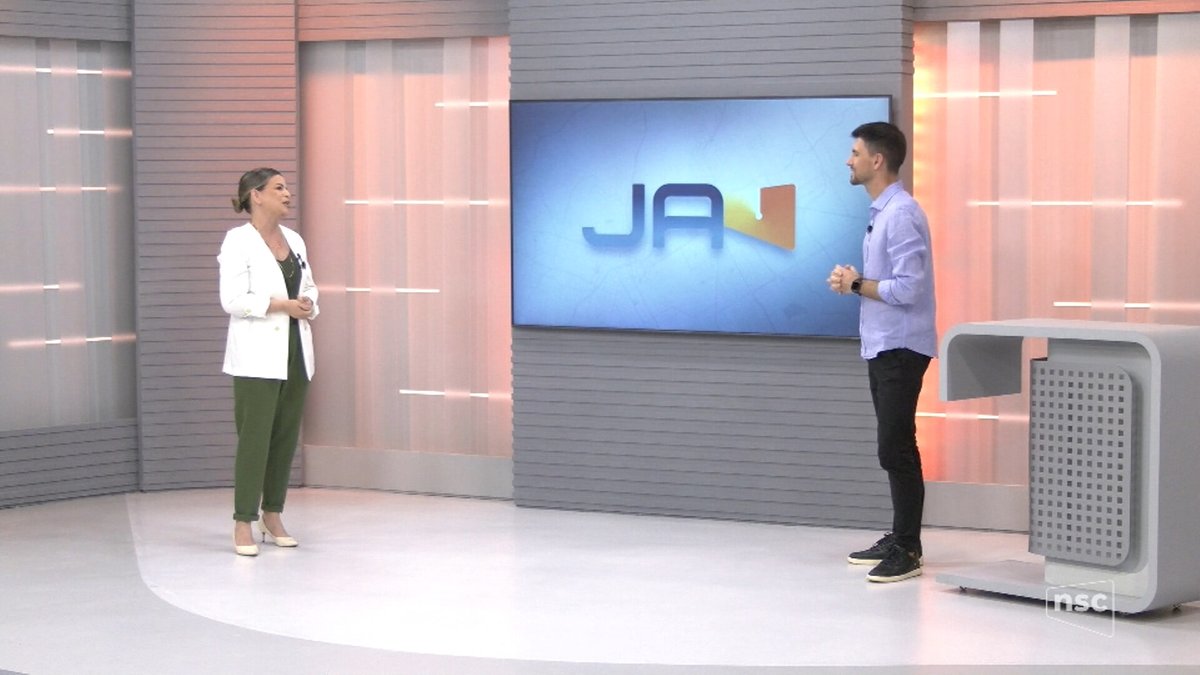 CriciumaPlay's tweet photo. no ar o novo cenário do Jornal do Almoço de Criciúma #nsctv https://t.co/nYzzaelMsb
