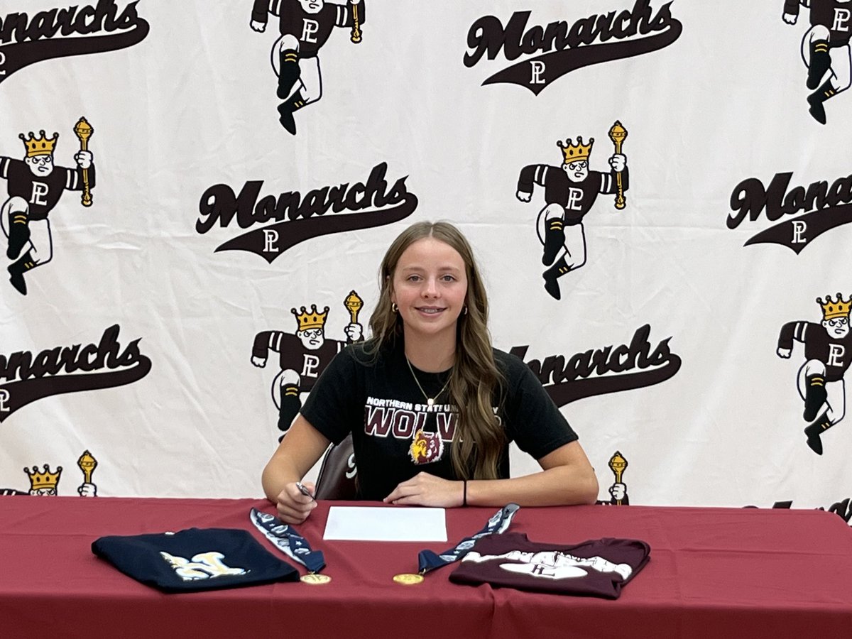 papiosoftball's tweet photo. Congrats to our ⁦@PeytonHoelsche1⁩ signing today with Northern State! You have a great future and we are very proud of you! #dbd #WeArePLV https://t.co/qQDnXAx2M9