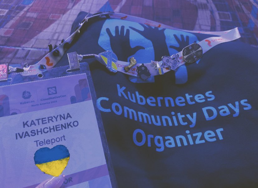 KubeCon Day 2 keynotes - representing <a href="/KcdUkraine/">KCD Ukraine 🇺🇦</a> 💙💛🇺🇦