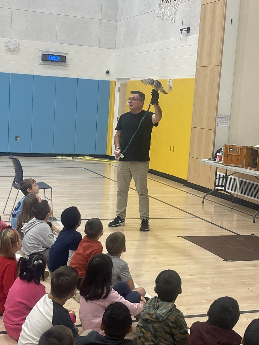 A great day of presentations from Wingmasters for our first grade Tiger Cubs today! Thanks to the PAC for bringing this great program to us!