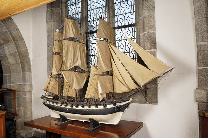 🤩 Découvrez la collection #Patrimonial, éditée par <a href="/LaSauvegarde/">La Sauvegarde</a>  de l'Art Français ! 
⛵️ Ce 1er numéro est dédié au #patrimoine portuaire de #Bretagne , celui qui fait l’âme des villes et villages côtiers de la région sans être, toujours, remarqué.
👉 tinyurl.com/PatrimonialBre…