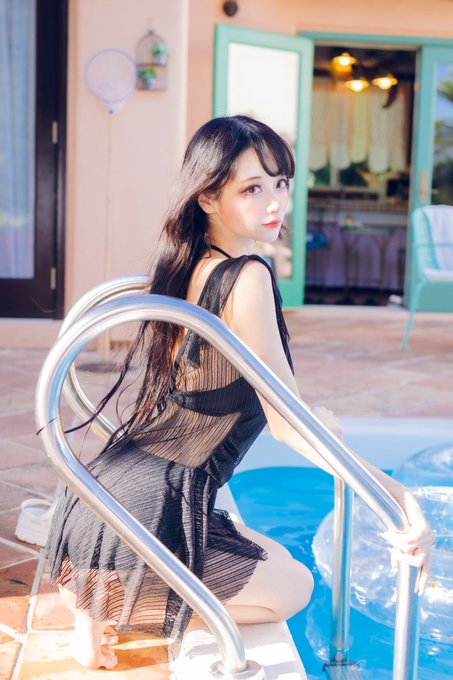 コスプレイヤーしろさきのTwitter画像20