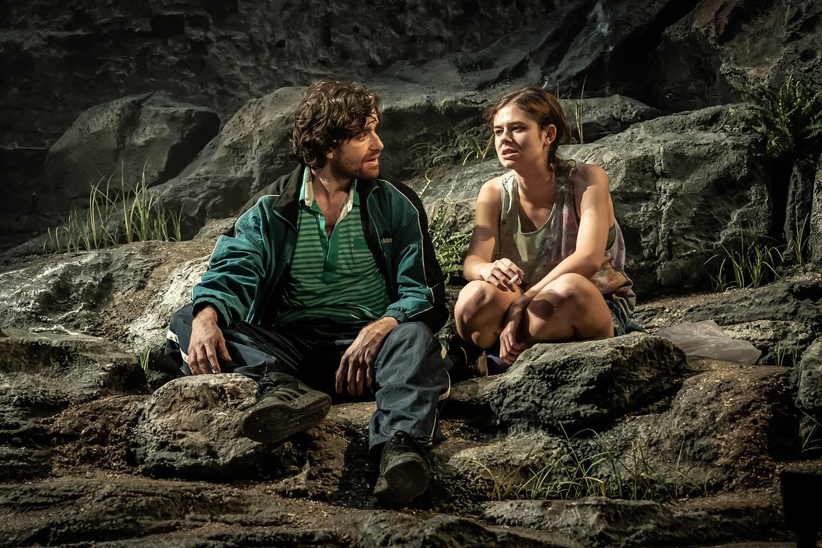 Almeida Theatre tweet media