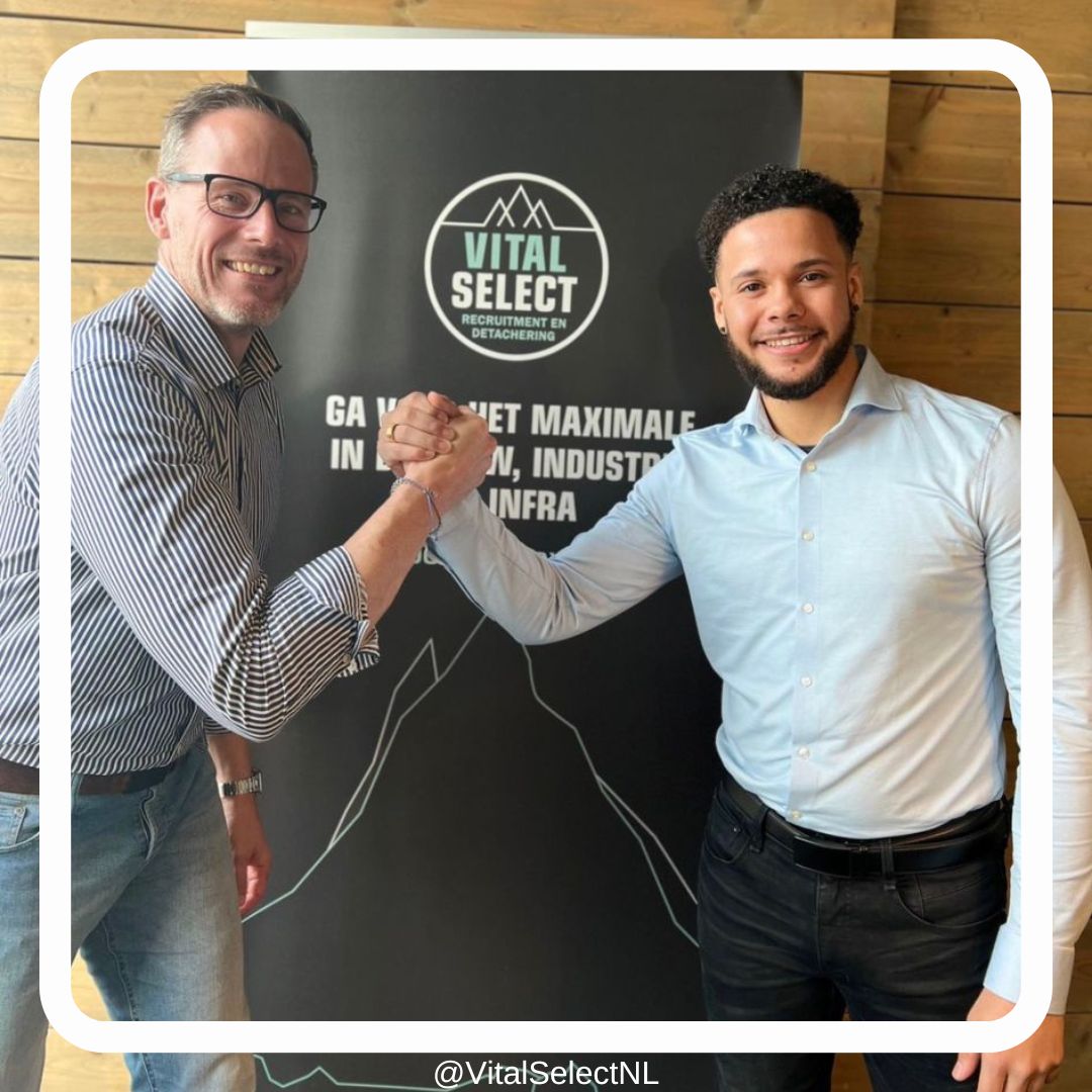 _VitalSelect_'s tweet photo. Welkom Shaqyll! 🎉
We zijn verheugd om Shaqyll te verwelkomen als onze nieuwe adviseur bouw en vastgoed bij VitalSelect. Met veel enthousiasme en een sterke toewijding om zijn kennis te vergroten, is Shaqyll vastbesloten om zijn netwerk binnen de bouwsector uit te breiden. 🤝 https://t.co/KfsKIjOUGY