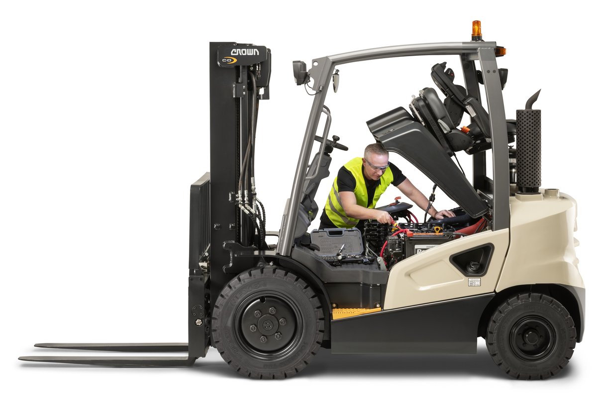 #STEMDay ! Without the contributions of science, technology, engineering, and medicine, none of our successes would be possible. We are proud to be a part of an incredible community of innovators. Can you relate? ow.ly/I14t50PZICR #DiscoverTheFuture #Forklifts #Crown