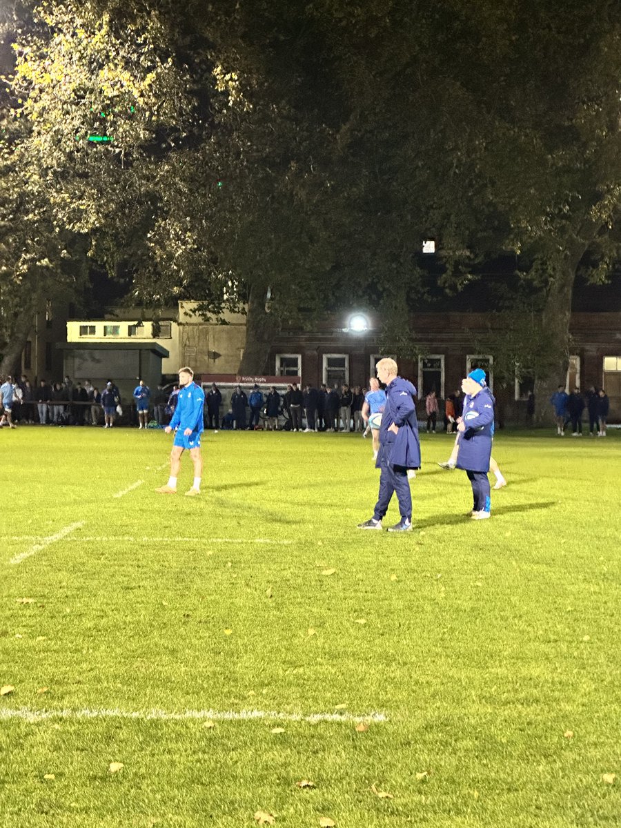 What a treat to see @leinsterrugby training in Trinity last night @LindaDoyle @tcddublin @DUFCRUGBY @tcdsports