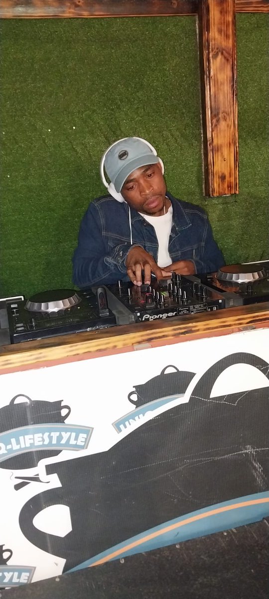 Bookings 🥺🤲
WhatsApp: +2779851853344
Email: ithabelengmmushi43@gmail.com