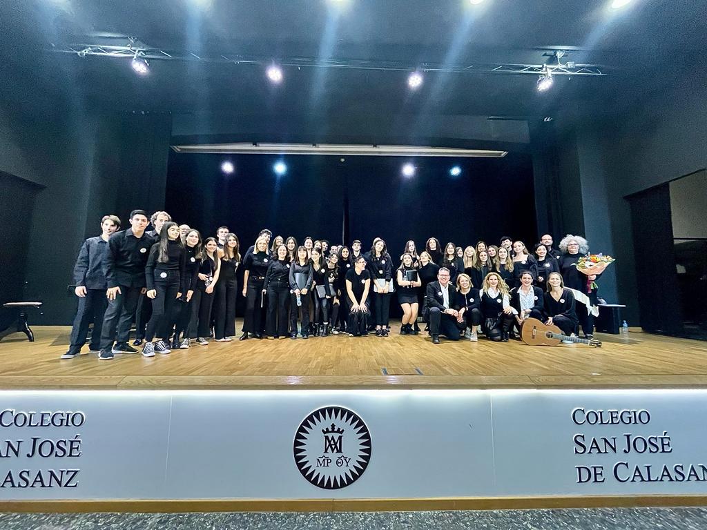 EscolapiosBTN's tweet photo. Encuentro Corales Getafe y Valencia. Un concierto solidario
👉 https://t.co/iRWfguEgGj
#Corales #EscolapiosBTN #Escolapios #Calasanz #MiLugar https://t.co/E1RKANTgkF