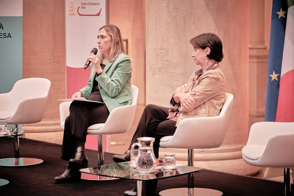 Abbiamo sottoscritto il Codice di autodisciplina a favore della #maternità promosso dalla Ministra Roccella. La firma di <a href="/FabianaNacci/">Fabiana Nacci</a>, Dir. Rapporti con il Parlamento e D&amp;I Manager di UTOPIA, testimonia il nostro impegno per l'#empowerment femminile.

➡️ thewatcherpost.it/fill-the-gap/m…