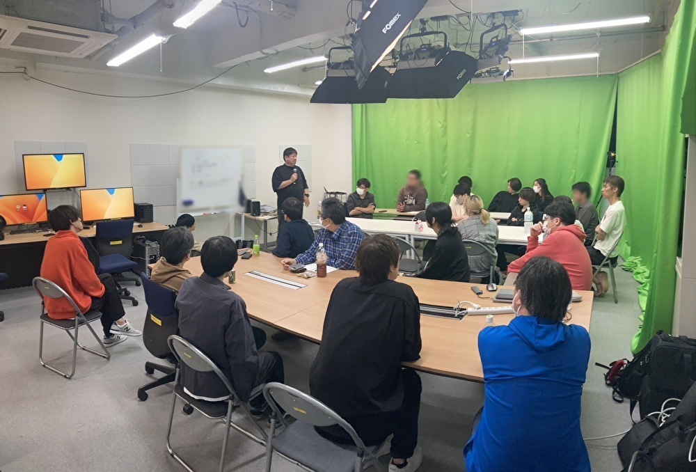 studioBASE3's tweet photo. 昨日は、社内研修を行いました。
技術的にも、精神的にもメンテナンスを行いました。
11月後半から12月までの繁忙期に備えます。 https://t.co/5wp2zmELWV