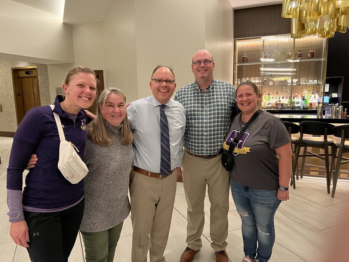 Team OH PreK12-MIL can’t be stopped…
Rutan MIL Interstate Children's Compact St Council representing hundreds of educators & leaders in Purple Star Schools, thousands of service-members & families in the Buckeye St-all in support of OH’s resilient “MIL Kids!”
#PurpleStarSchools