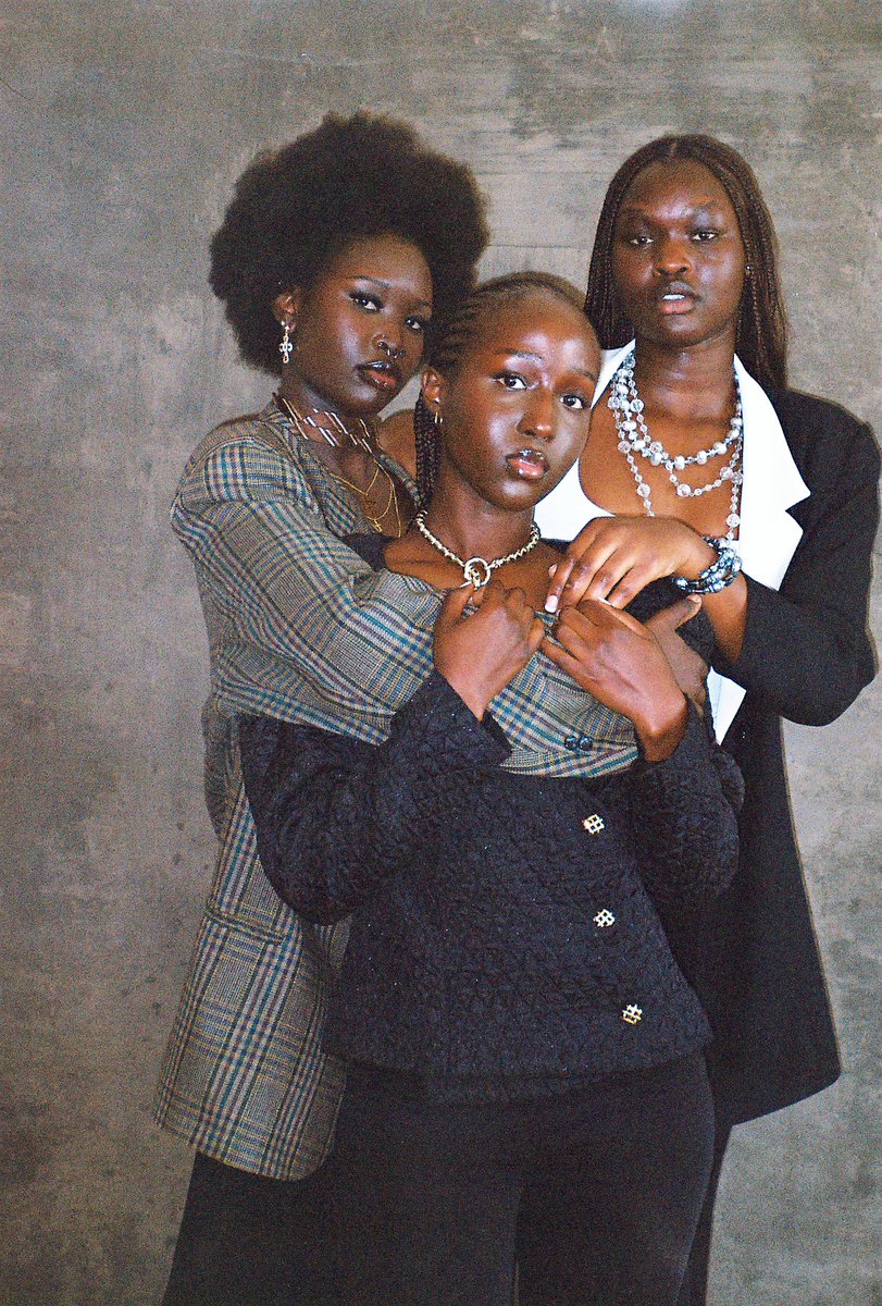 shabaniworldx's tweet photo. "melanin "
shoot and directed by Shabaniworldx https://t.co/PWWywTpGMx