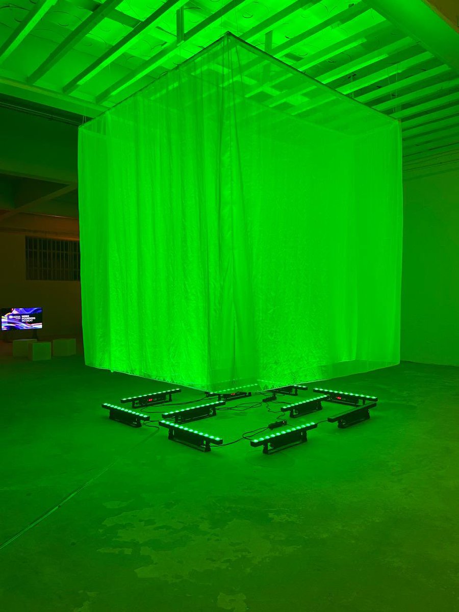 refraction_irl's tweet image. Presented at Community HQ, this exhibition celebrates the global @NEARProtocol art ecosystem at #NEARcon2023.

The Community HQ is designed by Refraction DAO in collaboration with @CraigmBarrow. Floral design by Kokuga Flower Studio.

You are invited to explore the artworks of…