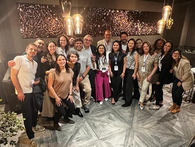 Bonita experiencia en Chile en Congreso Anestesia. Aprendi que hay Maestros de la Anestesia. Gente interesante <a href="/chileanestesia/">Editora Revista Chilena de Anestesia</a> Enhorabuena Valeria Epulef presidenta  <a href="/SAnestesiaChile/">SACH</a> Gracias <a href="/AndromedaShock/">ANDROMEDA-SHOCK</a> por la estupenda mesa hemodinámica <a href="/sedar_es/">SEDAR</a> <a href="/JG_Anestesia/">Javier Garcia Fernandez</a> <a href="/SCISEDAR/">@SCISEDAR</a>