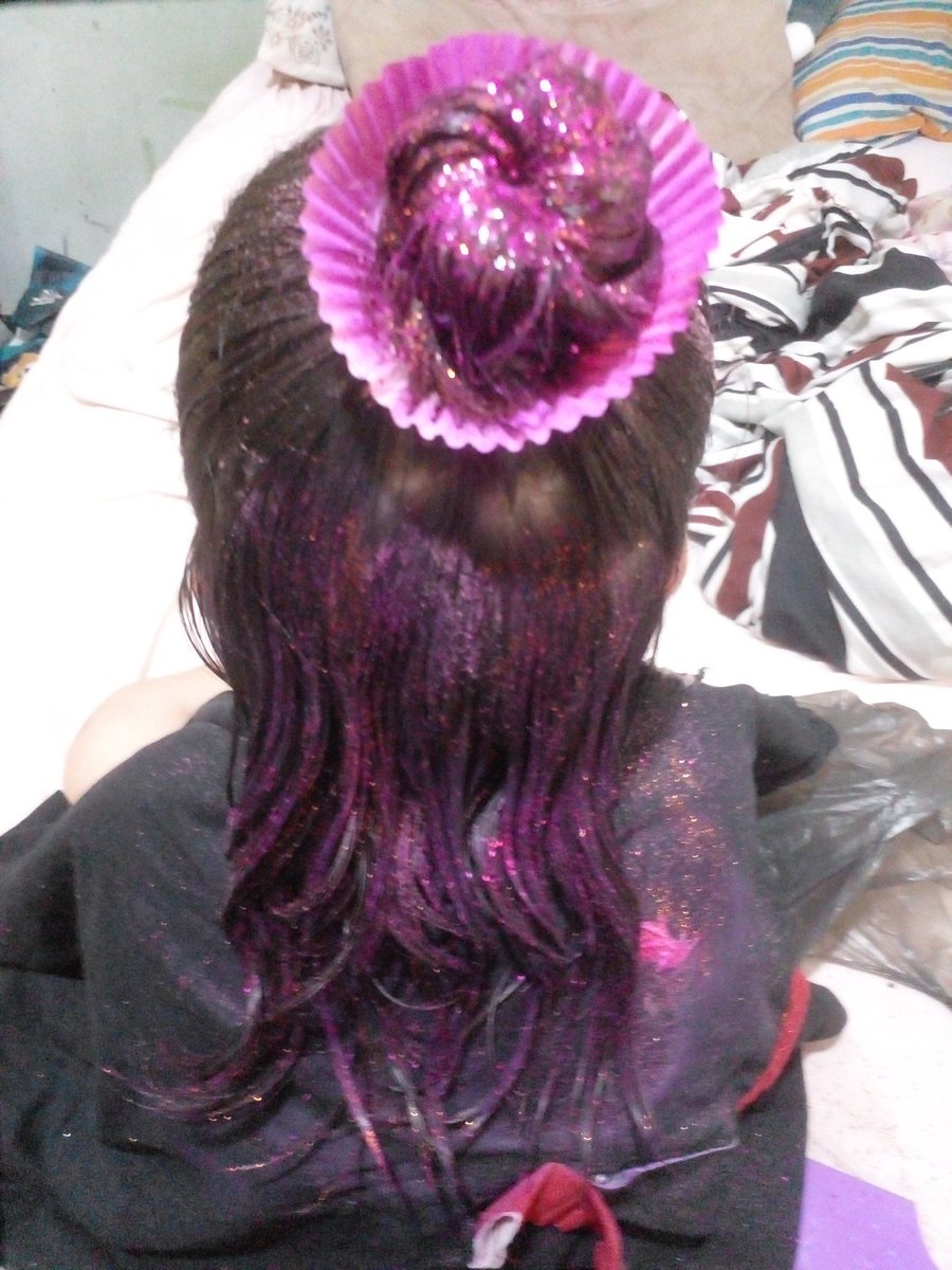 thaispetacular. tweet media