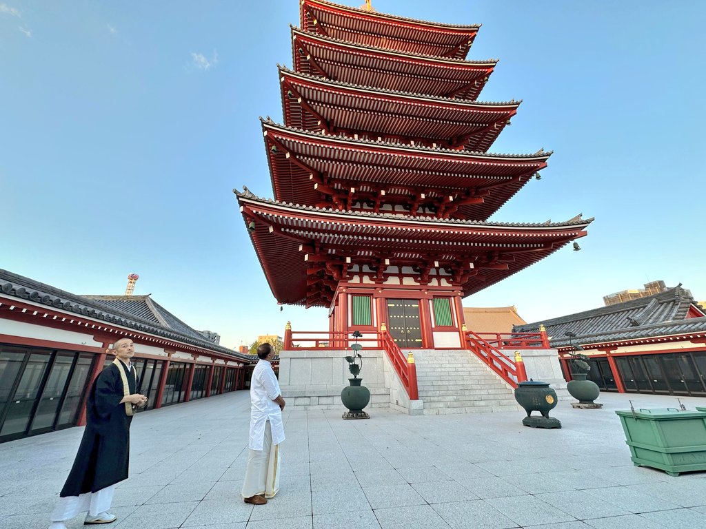 Visited Senso-ji, one of Japan’s oldest and most revered temples and a symbol of Japan's rich historical and cultural heritage. Its ties to Buddhism, echo the deep-rooted connections between India and Japan.