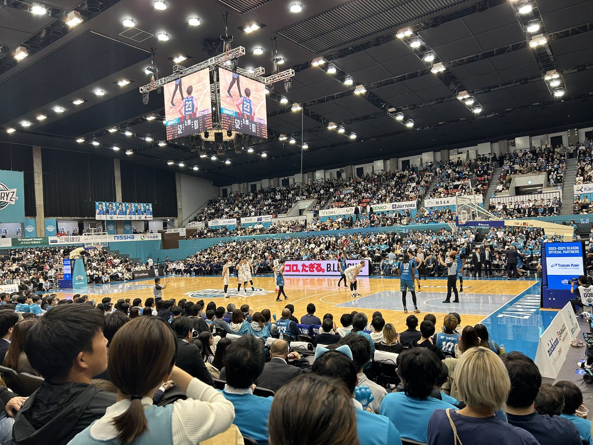 YASUI__NAOKI's tweet photo. 久々に生で観戦は面白い😎😎
#京都ハンナリーズ 
#会場は満員 https://t.co/u4lixoMslx