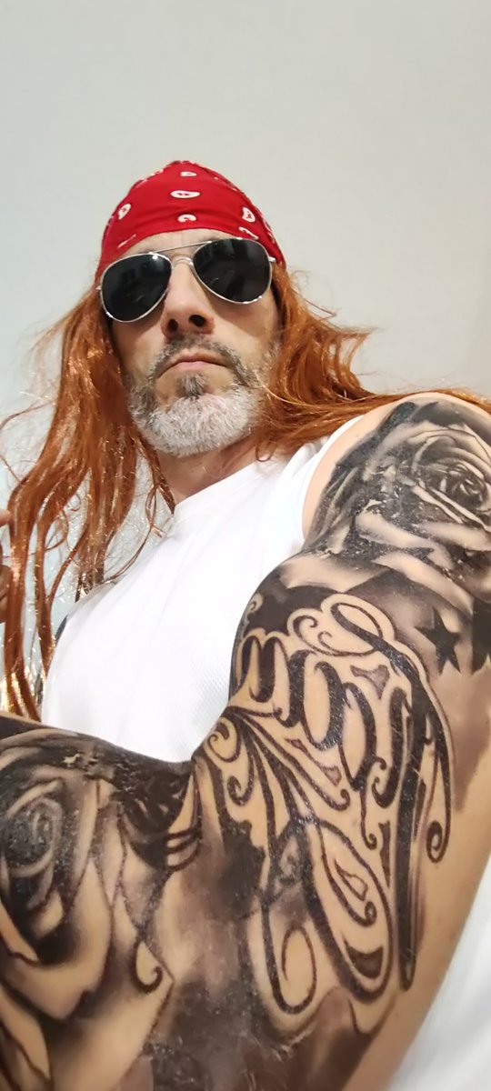 CorneflexSteve's tweet image. Turn yourself into a Simpsons character with @MattPRD&apos;s &quot;Simpsonize Me&quot; GPT on @OpenAI chat.openai.com/g/g-tcmMldCYy-…