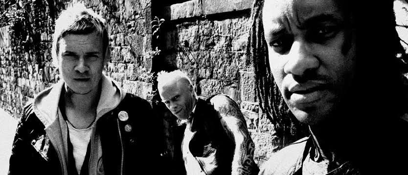 DEVILS_666_xxxx's tweet photo. 𝓣𝓸𝓭𝓪𝔂'𝓼 𝓻𝓮𝓬𝓸𝓶𝓶𝓮𝓭𝓪𝓽𝓲𝓸𝓷 𝓣𝓮𝓬𝓱𝓷𝓸🎹は...
🏴🏴🏴
The Prodigy – The Day Is My Enemy (Live in Russia) https://t.co/iRFGGzFUkw @YouTubeより
#england #theprodigy #techno #alternativerock #xlrecordings #cookingvinyl #nowplaying #keithflint https://t.co/VN0gMb547p
