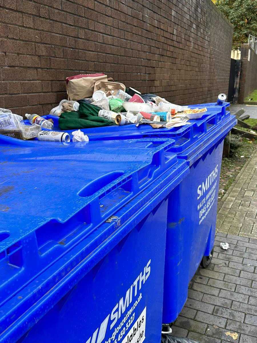RobBurn68832505's tweet photo. @cardiffcouncil this is happening on a weekly basis at The Golden Cross. The public put their refuse on our bins which are private. Can you put a public bin in on this corner? Also can you come and clear this rubbish as I’m sure you’d kick off if I just pushed it onto the floor. https://t.co/nU0pdNLr8p