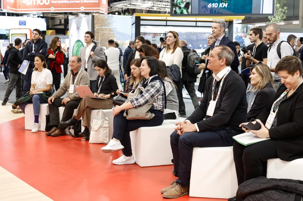 🔛 Comença a l'<a href="/SmartCityexpo/">Smart City Expo World Congress</a> una xerrada sobre l'ocupació al sector de l'#energia i el medi ambient.

Debatem sobre les oportunitats professionals i les tendències que ofereix el sector. L'acte acabarà amb un espai de #networking amb empreses especialitzades. ♻💡