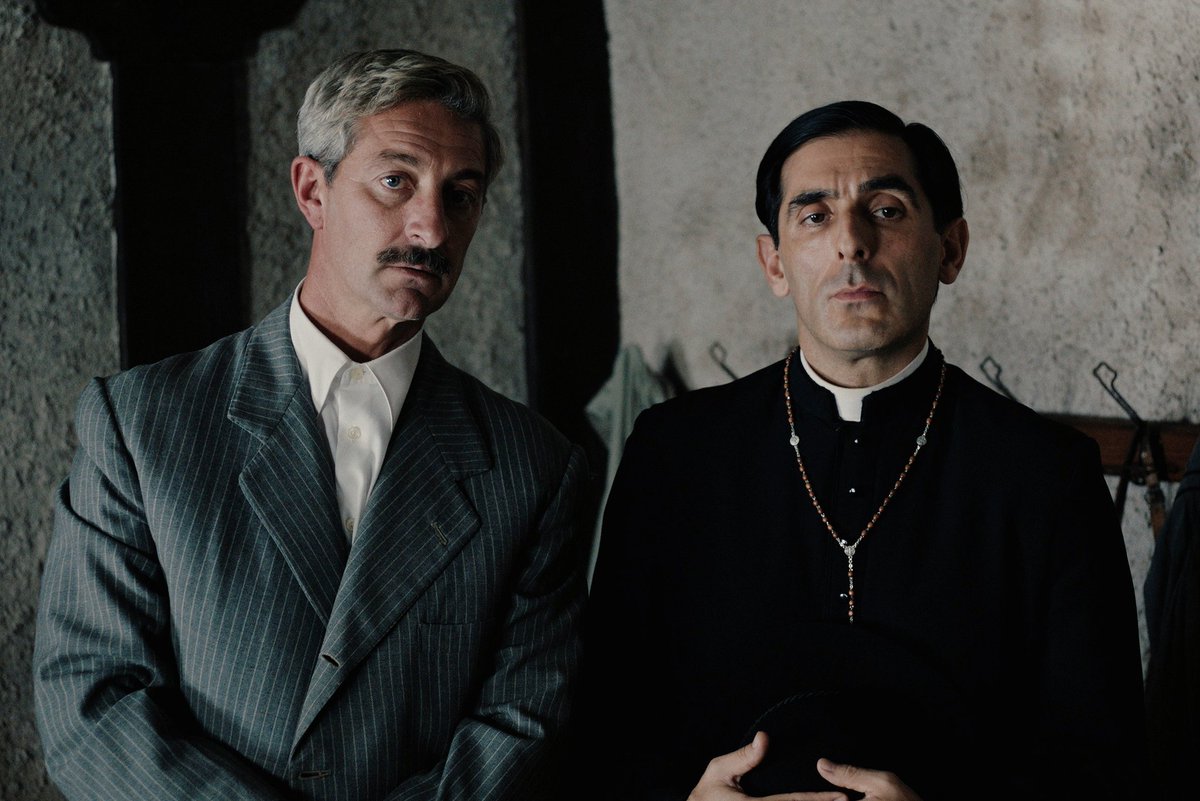 alteregoth's tweet photo. Este viernes día 10 se estrena en cines #ElMaestroQuePrometióElMar, la película dirigida por @patifont en la que participa #MiloTaboada
Fue reconocida con el Premio a Mejor Película Española en el @FCinepormujeres👏🏼
#MiloTaboada
#PatriciaFont
@MinoriaAB
@lastormedia
@filmax https://t.co/PmdhQLrTVU