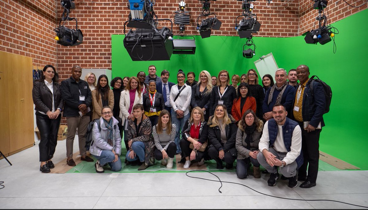 Cristina Vela Delfa tweet media
