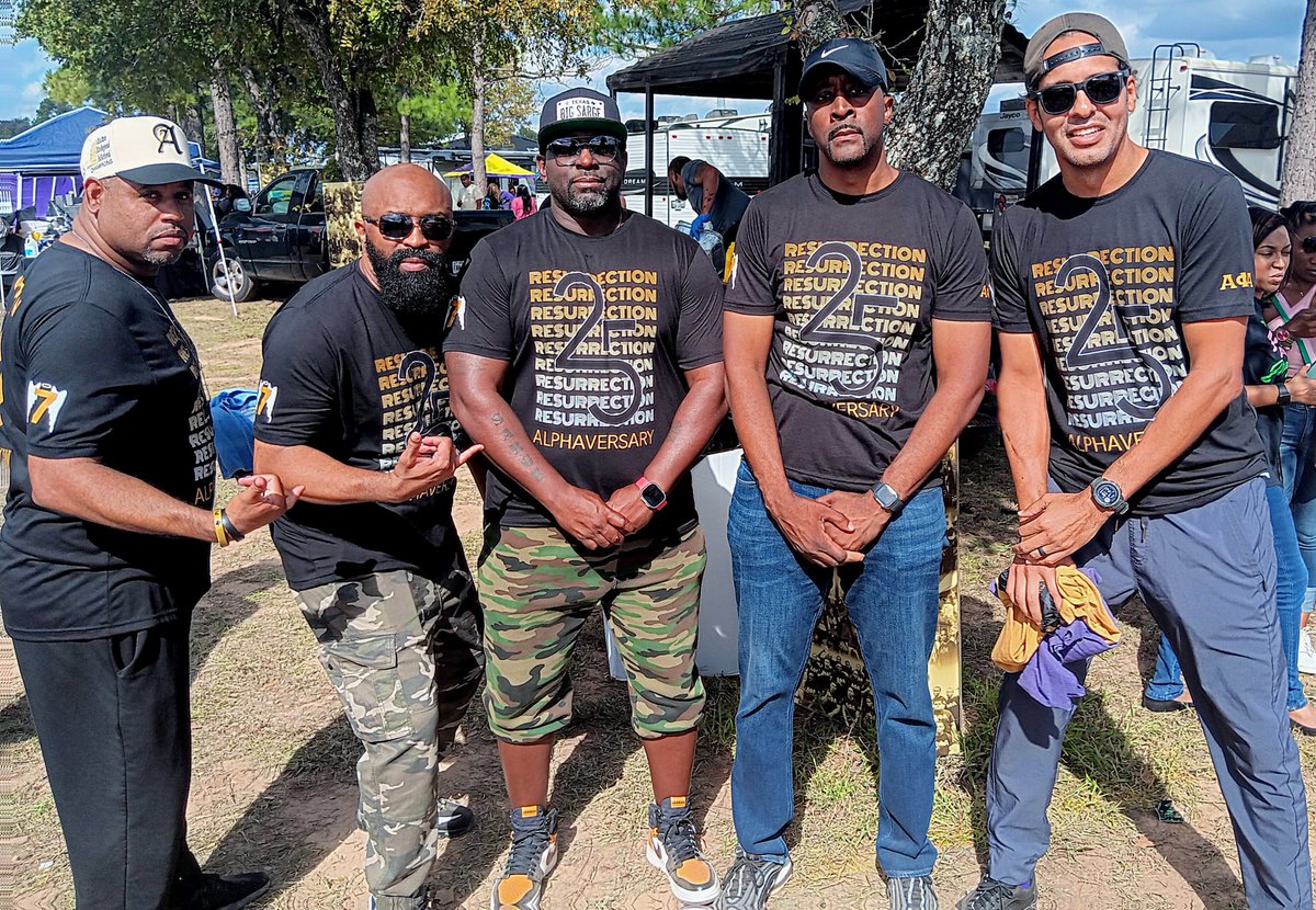 BigSargeSportz's tweet image. All my LB’s were not able to make it due to life doing life things…But they were there in spirit and we felt it when we took this picture…Through thick and thin we are always going to be there for each other…#Resurrection #EtaGamma #Fall98 
“A To The Big A** Phi” #RapALot