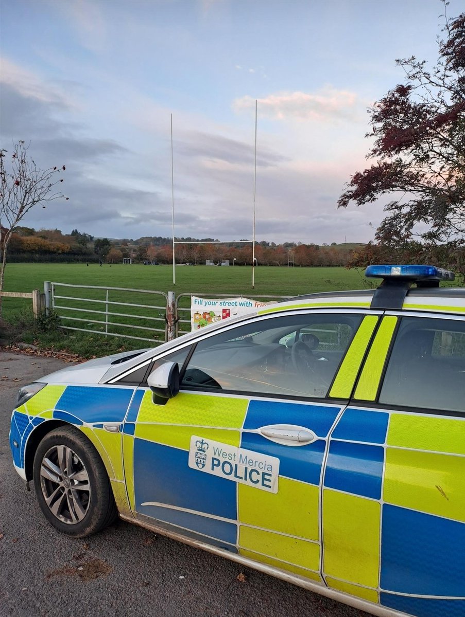 DaveSamW's tweet image. Our @MalvernCops team in #Tenbury and #Martley are supported by the 24/7 patrol from @SWorcsCops in tackling crime and anti-social behaviour in the area.

PC Cowmeadow of #CShift conducted patrols of Tenbury on Monday afternoon and stopped to speak to residents at the skate park.