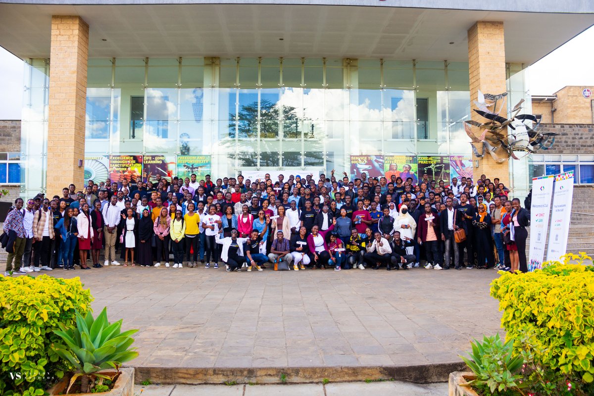 gdscCuk's tweet photo. Well, The mood has been very #DevFest2023 🥳

🔥 Incredible day at #DevFest Students' Edition, @gdscstrathmore  ! Explored Google tech, got epic exposure, and networked like champs with my students from @CoopVarsityKE  Unforgettable experience! 💫

#DevFestNairobi 
#DevFest2023 https://t.co/7qftMd6pMU