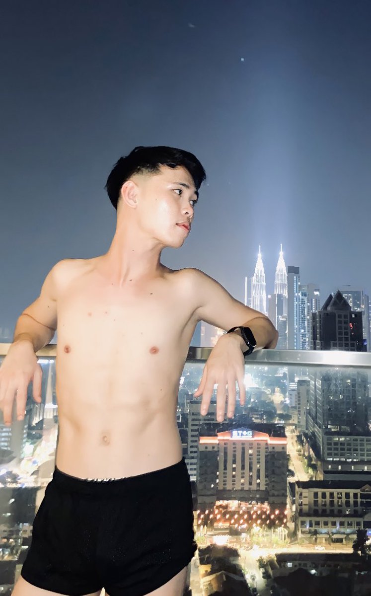 zidanehm_'s tweet photo. my mom's new apartment was lit 🔥 https://t.co/2QQervXBTT
