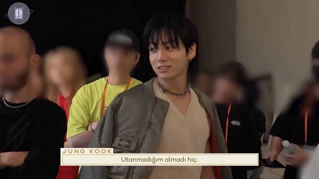 [ÇEVİRİ] 'Jungkook ‘GOLDEN’ Jacket Shoot Sketch' isimli video Türkçe altyazılı olarak YouTube hesabımıza yüklenmiştir. Keyifli seyirler dileriz 💜 youtu.be/NDuQRbl1k28