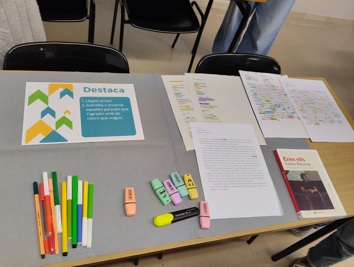 eliramirez82's tweet image. Avui al postgrau de #PrescripcióLectora hem tingut a la @Bibliojuvenil 📚📚☺️