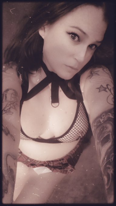 Want play?? https://t.co/YNtBfcKRmh