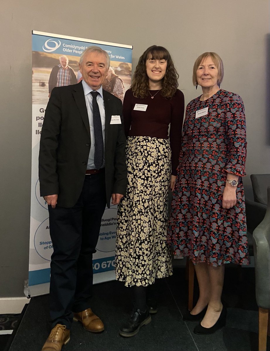Canolfan Glanhwfa (@glanhwfa) on Twitter photo Dyma’r tri cyflwynydd ar ran Ynys Môn yng Nghynhadledd Oed Gyfeillgar <a href="/comisiwnphcymru/">Comisiynydd Pobl Hŷn Cymru</a> sef <a href="/Rhosmeirch/">Ieuan Wyn Jones</a> <a href="/Sioned_Y/">Sioned Young</a> a Brenda <a href="/cyngormon/">Cyngor Sir Ynys Môn</a> #cymruoedgyfeillgar Dyma’r tri cyflwynydd ar ran Ynys Môn yng Nghynhadledd Oed Gyfeillgar <a href="/comisiwnphcymru/">Comisiynydd Pobl Hŷn Cymru</a> sef <a href="/Rhosmeirch/">Ieuan Wyn Jones</a> <a href="/Sioned_Y/">Sioned Young</a> a Brenda <a href="/cyngormon/">Cyngor Sir Ynys Môn</a> #cymruoedgyfeillgar