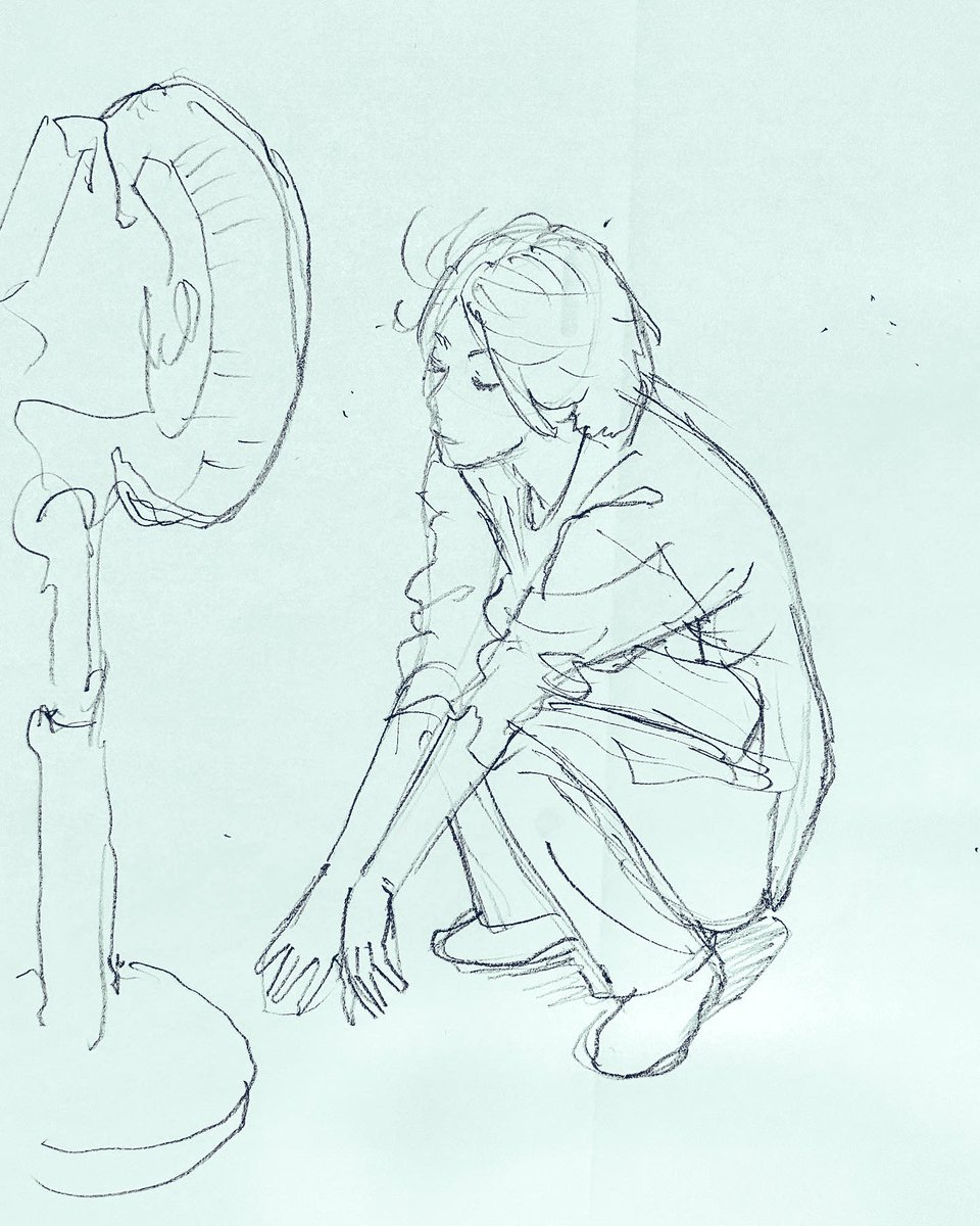今週も仕事の合間をぬってクロッキー会に参加しました。よく見て描くというシンプルな時間に癒されました。ワンポーズ5分。 