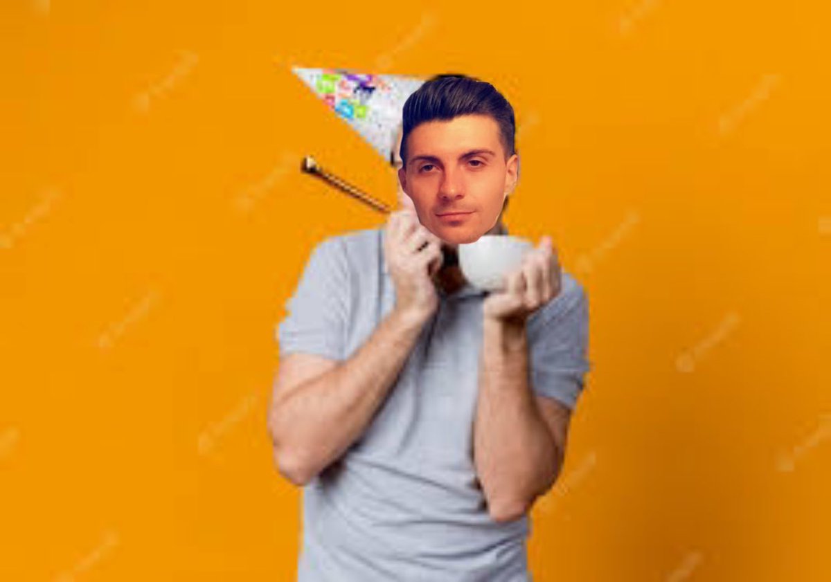 NathNewmzCoffee's tweet photo. HAPPY BIRTHDAY TO WHO ELSE BUT ME!! Can you imagine everybody throwing me a party filled with coffee and coffee cake, well that’s what’s happened look at how excited I am 🤩🤩☕️☕️ #birthdayboy #coffeebirthday #dontbelattetotheparty https://t.co/WgAMDn9Vwd