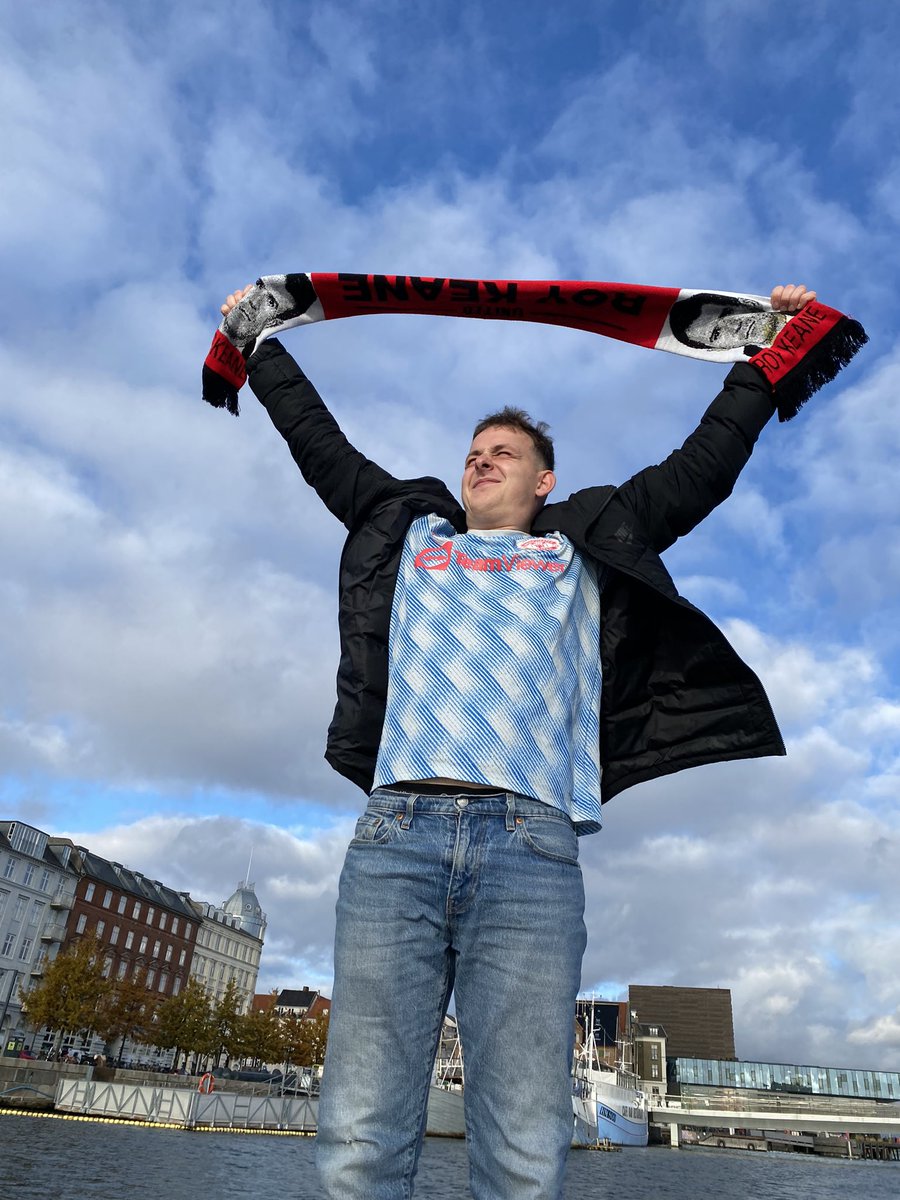 druceybabe's tweet photo. #mufc #Copenhagen https://t.co/2fmoFmxo3u