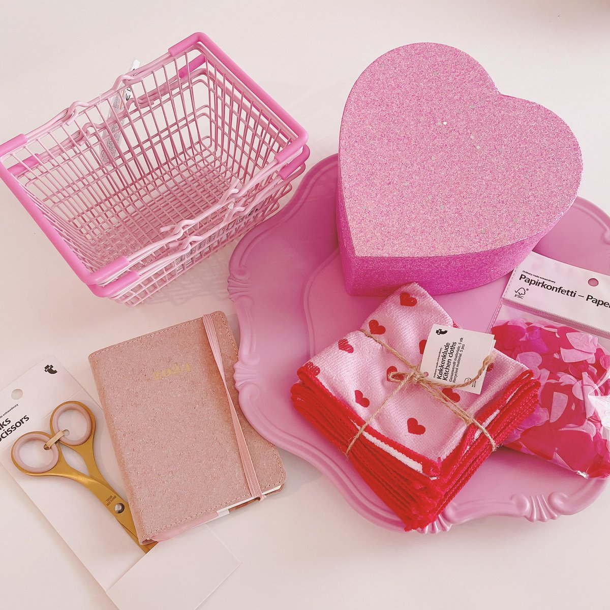 ARomantic♡❁ロマンティックな文房具❁ (@aromantic32) / X