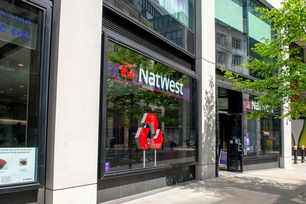 efipm's tweet image. 📌 #NatWest and #IBM partner on #generativeAI initiative

IBM’s AI &amp;amp; Watsonx ==&amp;gt;  the digital assistant Cora+

ow.ly/UMRJ50Q5c7W
#banking #chatbots 
@dionlisle @ralexjimenez @psb_dc