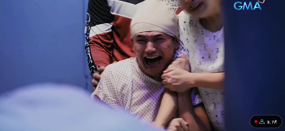CastilloAkiesha's tweet photo. Best Actor talaga @Rurumadrid8

KYLIE PADILLA
RURU MADRID 
#BlackRider
KYRU https://t.co/IWYk2hJ4tq
