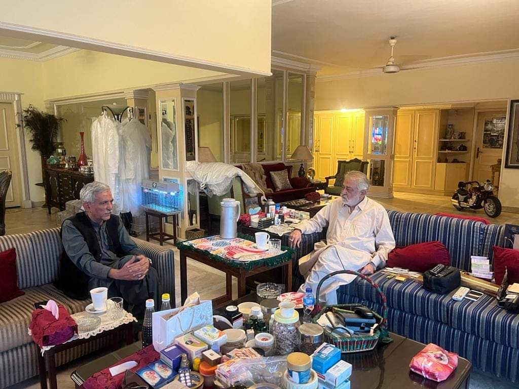 PirPagaroPMLF's tweet photo. کراچی۔
اعلیٰ حضرت پیر پگاڑا صاحب سے Ex-DG F.IA و رہنما نواز لیگ محترم بشیر احمد میمن صاحب کی ملاقات ملکی و علاقائی سیاسی صورتحال پر تبادلہ خیال-
#PirPagara #BHEJPAGARA #Pyarasanghar #larkanacity #GDASindh #HurJamat #PMlf #HurMujahid #Hurforce #NawazSharif https://t.co/x5Fbd43ugD