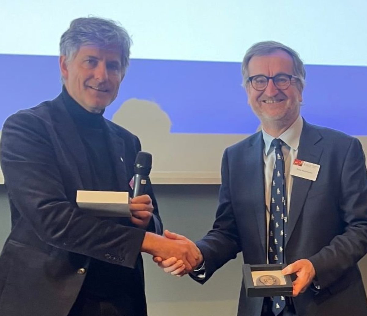 CambridgeBRC's tweet image. Congratulations to our Neuroscience theme Traumatic Brain Injury co-lead Prof Peter Hutchinson, who has been awarded the Vilhelm Magnus Medal (the &quot;Nobel Prize of Neurosurgery&quot;) from the Norwegian Neurosurgical Assoc for his team&apos;s work on TBI @global_neuro @NIHRBrainMIC @CUH_NHS