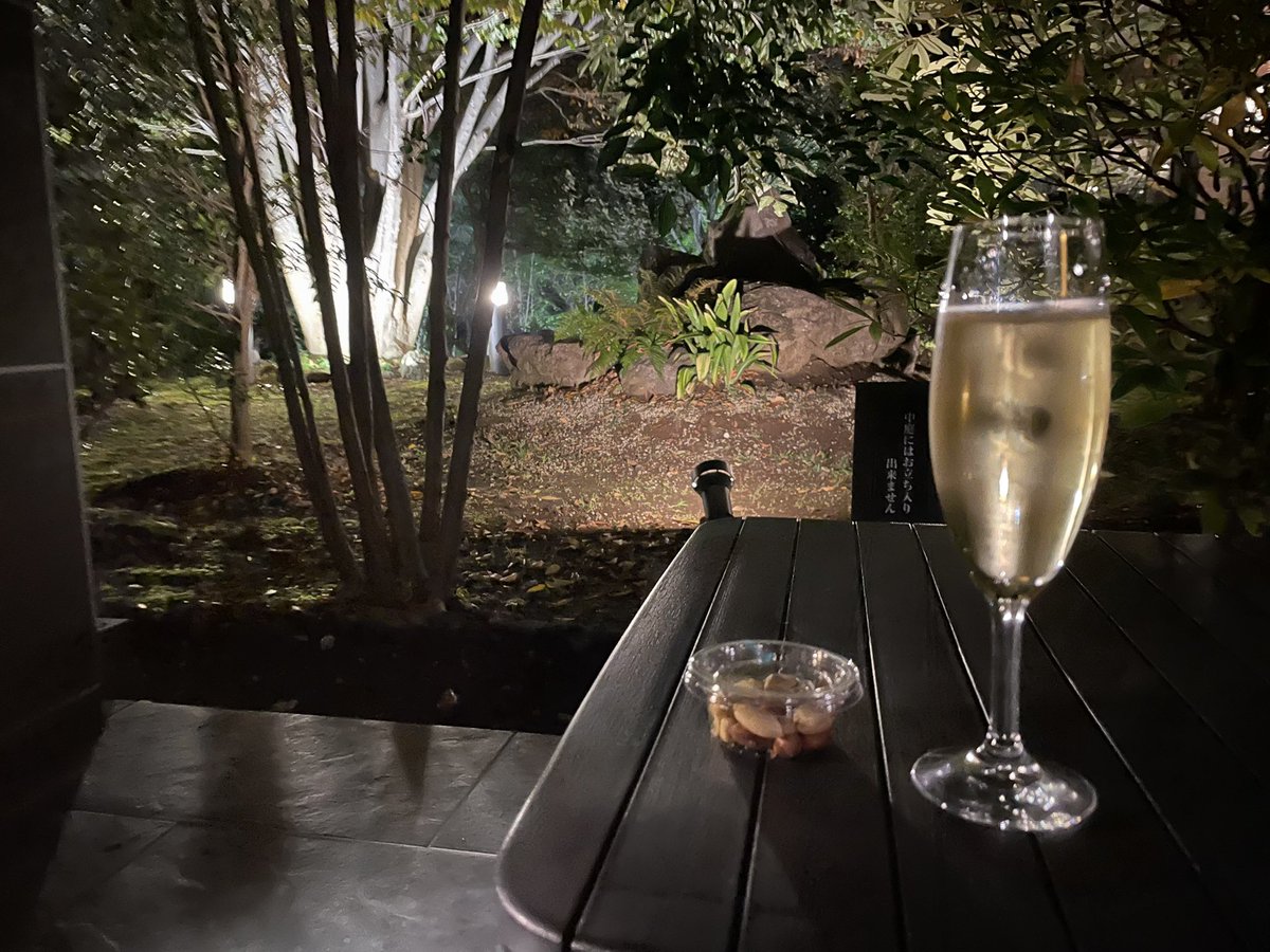 mercy01124's tweet photo. お酒無限に飲める
露天無限に入れる
天国… https://t.co/mxSXu8EO20
