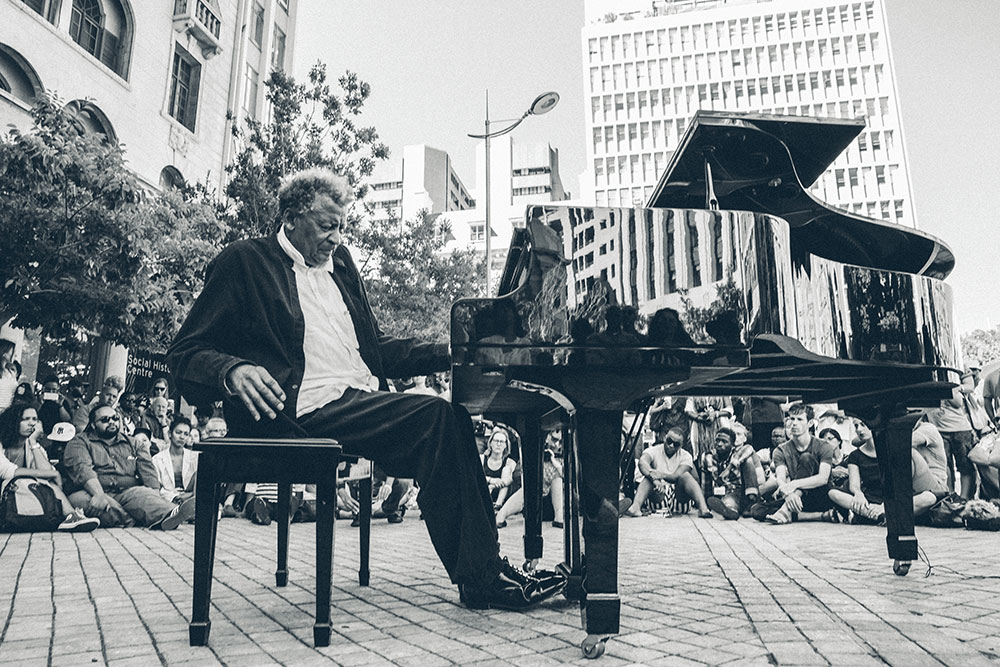 Stir Cheat Sheet: 6 things to know about legendary South African pianist Abdullah Ibrahim — Stir createastir.ca/articles/abdul… @ChanCentre #createastir #stirvancouver #vancouver #music #livemusic #concert #piano