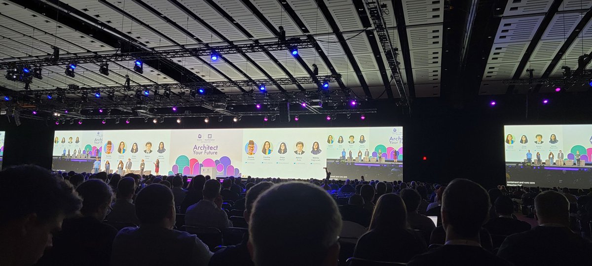 #KubeCon day 2 #architectyourfuture