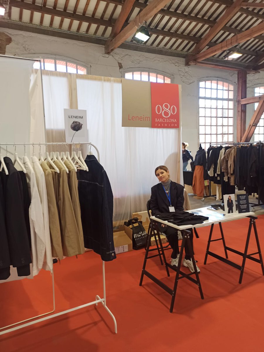 080_bcn_fashion's tweet photo. Això ja comença! Del 8 a l'11 de novembre ens podràs trobar a Igualada, dins del marc del Festival @RECstores. 
Consulta aquí l'agenda ➡️ https://t.co/CXkDWaXC2K

#080bcnfashion #fashionweek #fashionshow #080Reborn #32edition #barcelona #recstores https://t.co/VCsikq1LMF