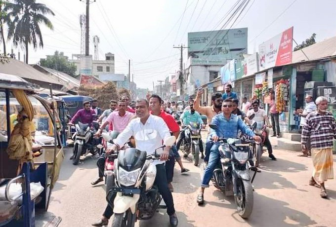 বিএনপি’র হরতাল-অবরোধ ব্যর্থ করতে ডা. মুরাদ হাসানের নির্দেশে শোডাউন